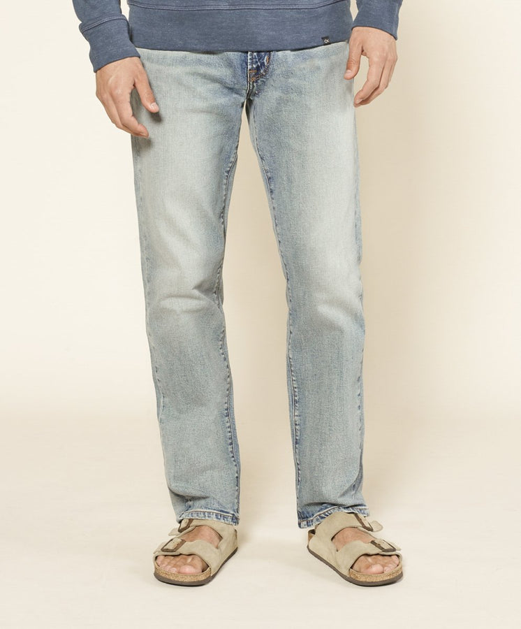 Local Straight Fit