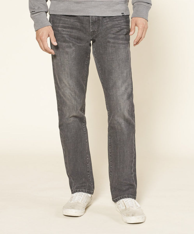 Local Straight Fit
