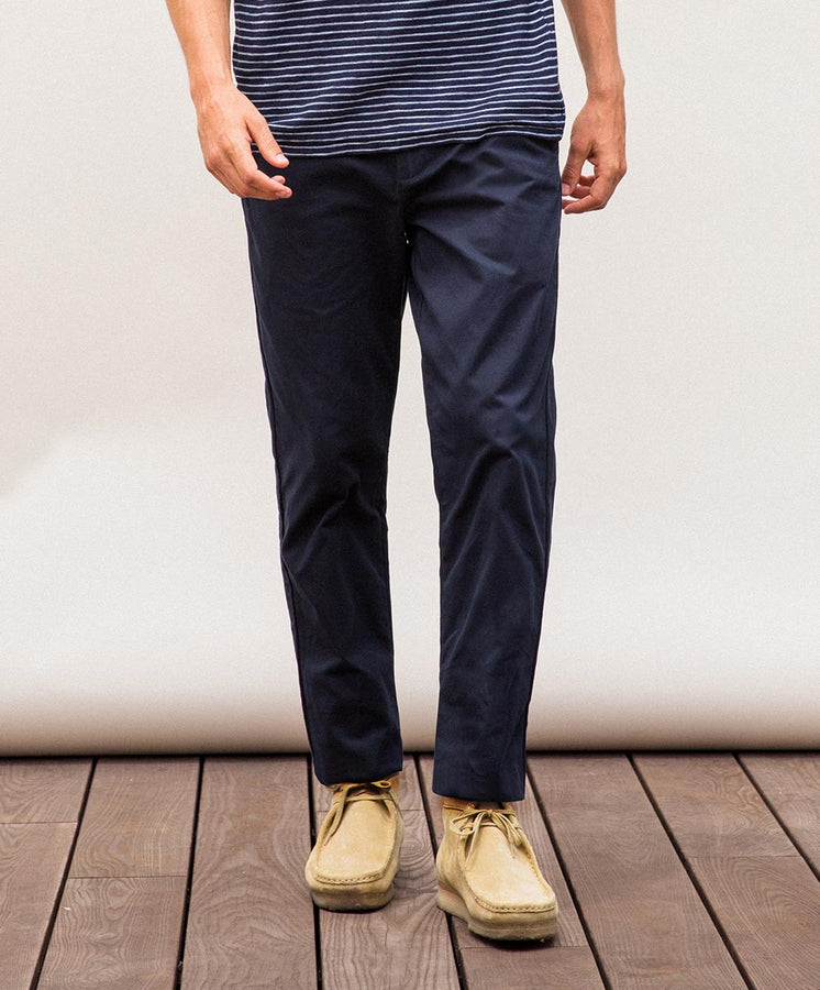 traveler chino blue styling